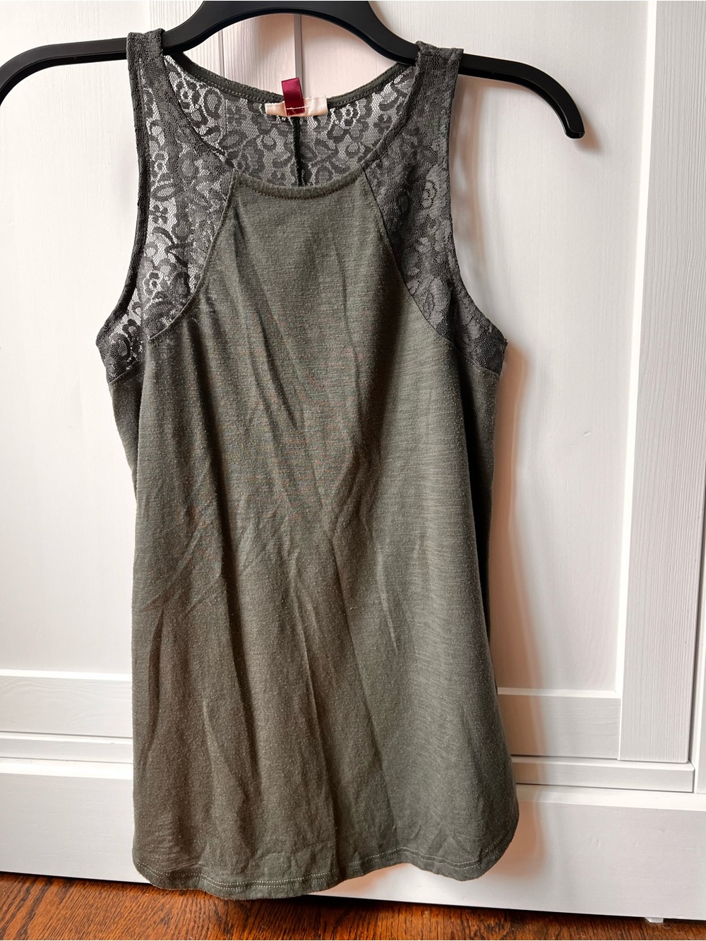 SO Lace Top in Olive Green